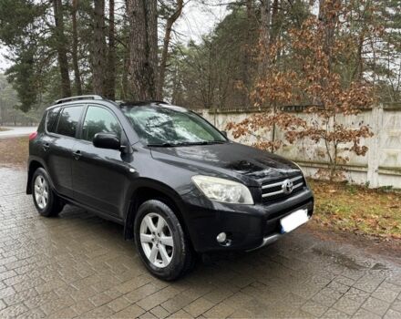 Чорний Тойота РАВ 4, об'ємом двигуна 0 л та пробігом 282 тис. км за 10000 $, фото 2 на Automoto.ua