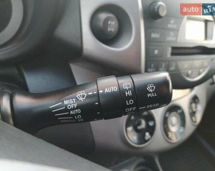 Черный Тойота РАВ 4, объемом двигателя 2.2 л и пробегом 244 тыс. км за 9400 $, фото 14 на Automoto.ua