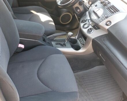 Черный Тойота РАВ 4, объемом двигателя 2 л и пробегом 237 тыс. км за 8799 $, фото 10 на Automoto.ua