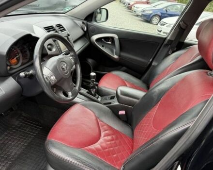 Черный Тойота РАВ 4, объемом двигателя 2.2 л и пробегом 260 тыс. км за 2650 $, фото 11 на Automoto.ua