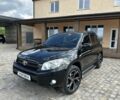 Черный Тойота РАВ 4, объемом двигателя 2 л и пробегом 214 тыс. км за 10500 $, фото 1 на Automoto.ua