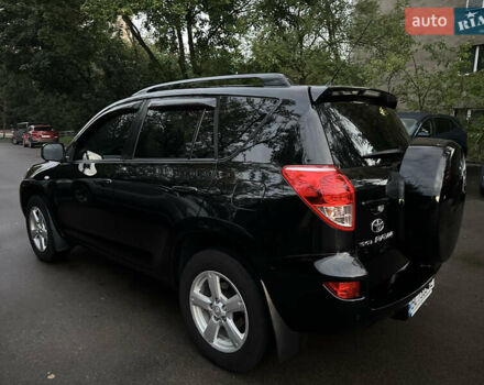 Чорний Тойота РАВ 4, об'ємом двигуна 2 л та пробігом 92 тис. км за 11700 $, фото 5 на Automoto.ua