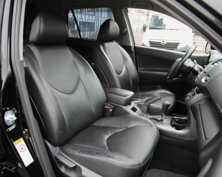 Черный Тойота РАВ 4, объемом двигателя 2.4 л и пробегом 138 тыс. км за 12000 $, фото 9 на Automoto.ua