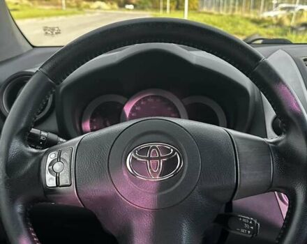 Черный Тойота РАВ 4, объемом двигателя 2 л и пробегом 564 тыс. км за 7800 $, фото 18 на Automoto.ua