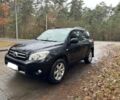 Чорний Тойота РАВ 4, об'ємом двигуна 0 л та пробігом 282 тис. км за 10000 $, фото 1 на Automoto.ua