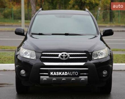 Черный Тойота РАВ 4, объемом двигателя 2.4 л и пробегом 138 тыс. км за 12500 $, фото 1 на Automoto.ua