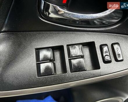 Черный Тойота РАВ 4, объемом двигателя 2 л и пробегом 160 тыс. км за 10800 $, фото 7 на Automoto.ua