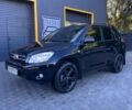 Чорний Тойота РАВ 4, об'ємом двигуна 2 л та пробігом 196 тис. км за 11000 $, фото 1 на Automoto.ua