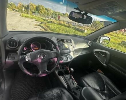 Черный Тойота РАВ 4, объемом двигателя 2 л и пробегом 564 тыс. км за 7800 $, фото 11 на Automoto.ua