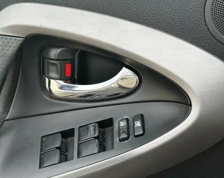 Черный Тойота РАВ 4, объемом двигателя 2 л и пробегом 564 тыс. км за 7800 $, фото 20 на Automoto.ua