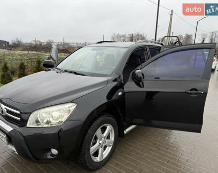 Чорний Тойота РАВ 4, об'ємом двигуна 2 л та пробігом 242 тис. км за 10200 $, фото 15 на Automoto.ua