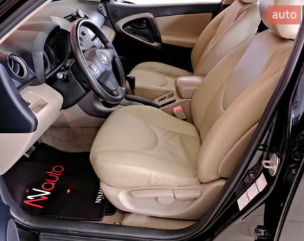 Черный Тойота РАВ 4, объемом двигателя 2.4 л и пробегом 216 тыс. км за 8900 $, фото 25 на Automoto.ua