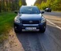 Черный Тойота РАВ 4, объемом двигателя 2.2 л и пробегом 280 тыс. км за 8800 $, фото 1 на Automoto.ua