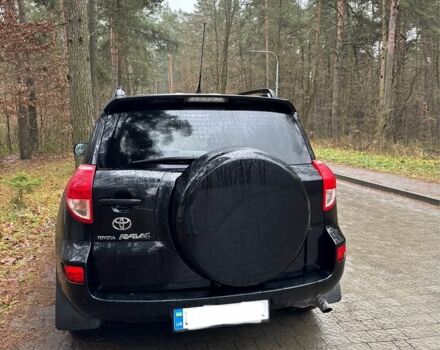 Чорний Тойота РАВ 4, об'ємом двигуна 0 л та пробігом 282 тис. км за 10000 $, фото 4 на Automoto.ua