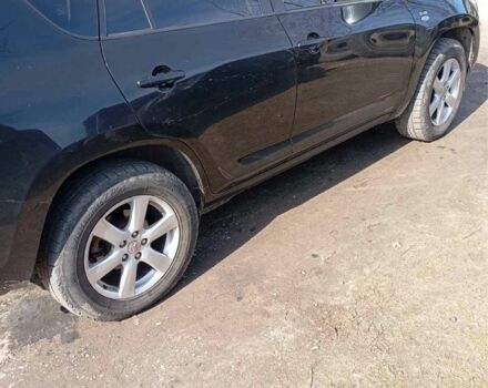 Чорний Тойота РАВ 4, об'ємом двигуна 2.2 л та пробігом 290 тис. км за 8500 $, фото 4 на Automoto.ua