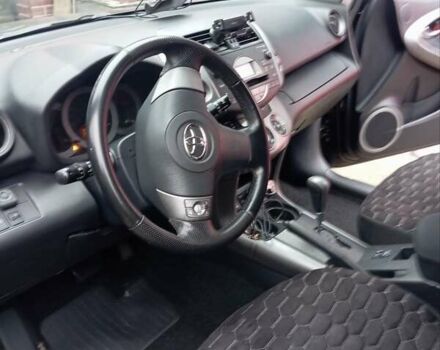 Черный Тойота РАВ 4, объемом двигателя 2 л и пробегом 225 тыс. км за 9000 $, фото 5 на Automoto.ua