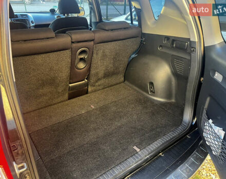 Чорний Тойота РАВ 4, об'ємом двигуна 2.23 л та пробігом 235 тис. км за 9100 $, фото 11 на Automoto.ua