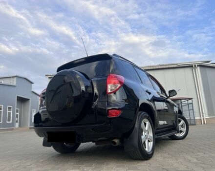 Черный Тойота РАВ 4, объемом двигателя 2 л и пробегом 275 тыс. км за 10300 $, фото 4 на Automoto.ua