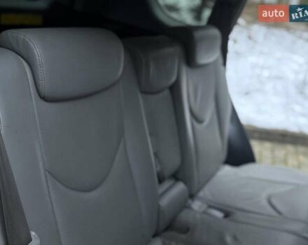 Черный Тойота РАВ 4, объемом двигателя 2.36 л и пробегом 268 тыс. км за 7500 $, фото 58 на Automoto.ua