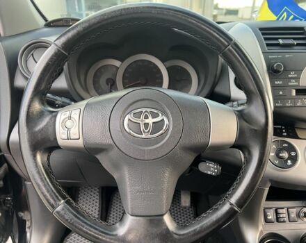 Черный Тойота РАВ 4, объемом двигателя 2 л и пробегом 275 тыс. км за 10300 $, фото 15 на Automoto.ua