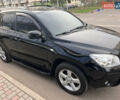 Черный Тойота РАВ 4, объемом двигателя 2 л и пробегом 270 тыс. км за 9500 $, фото 1 на Automoto.ua