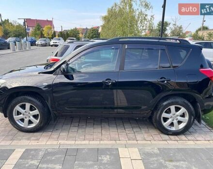 Черный Тойота РАВ 4, объемом двигателя 2 л и пробегом 180 тыс. км за 9700 $, фото 3 на Automoto.ua