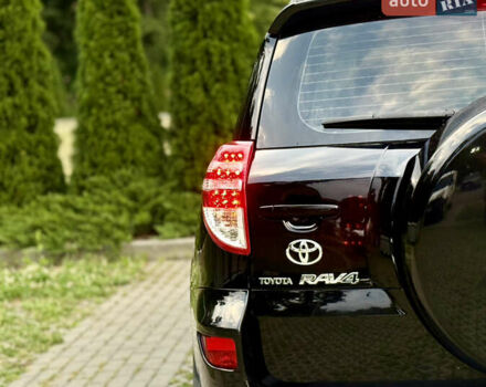 Черный Тойота РАВ 4, объемом двигателя 2 л и пробегом 87 тыс. км за 12800 $, фото 22 на Automoto.ua