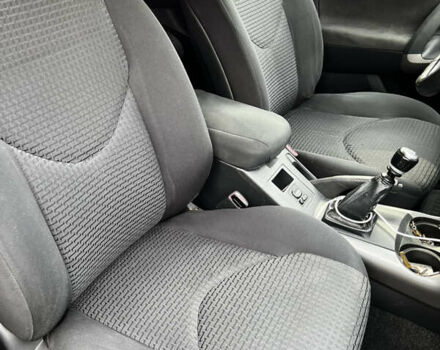 Черный Тойота РАВ 4, объемом двигателя 2.23 л и пробегом 235 тыс. км за 9500 $, фото 17 на Automoto.ua