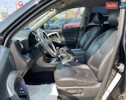 Чорний Тойота РАВ 4, об'ємом двигуна 2.23 л та пробігом 178 тис. км за 9200 $, фото 16 на Automoto.ua