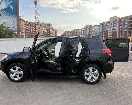 Черный Тойота РАВ 4, объемом двигателя 2 л и пробегом 275 тыс. км за 10300 $, фото 8 на Automoto.ua