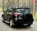 Чорний Тойота РАВ 4, об'ємом двигуна 2 л та пробігом 177 тис. км за 10999 $, фото 4 на Automoto.ua