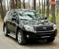 Чорний Тойота РАВ 4, об'ємом двигуна 2 л та пробігом 177 тис. км за 10999 $, фото 1 на Automoto.ua