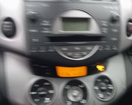 Черный Тойота РАВ 4, объемом двигателя 2 л и пробегом 225 тыс. км за 9000 $, фото 2 на Automoto.ua