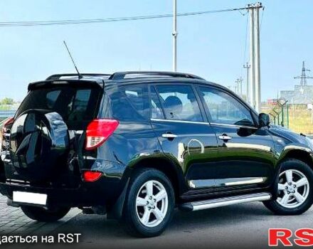 Черный Тойота РАВ 4, объемом двигателя 2 л и пробегом 200 тыс. км за 11000 $, фото 2 на Automoto.ua