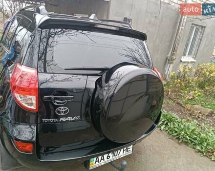 Чорний Тойота РАВ 4, об'ємом двигуна 2.36 л та пробігом 195 тис. км за 9500 $, фото 1 на Automoto.ua