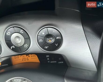 Черный Тойота РАВ 4, объемом двигателя 2 л и пробегом 253 тыс. км за 9500 $, фото 23 на Automoto.ua