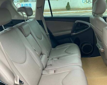 Черный Тойота РАВ 4, объемом двигателя 2.36 л и пробегом 196 тыс. км за 9500 $, фото 7 на Automoto.ua