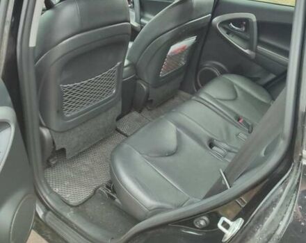 Черный Тойота РАВ 4, объемом двигателя 2.23 л и пробегом 205 тыс. км за 9700 $, фото 3 на Automoto.ua