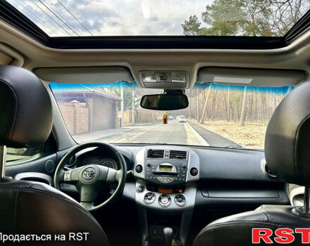 Черный Тойота РАВ 4, объемом двигателя 2 л и пробегом 186 тыс. км за 11500 $, фото 6 на Automoto.ua