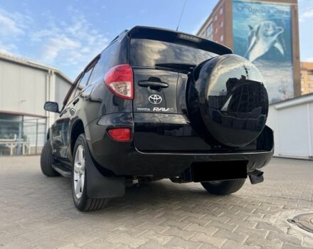 Черный Тойота РАВ 4, объемом двигателя 2 л и пробегом 275 тыс. км за 10300 $, фото 3 на Automoto.ua