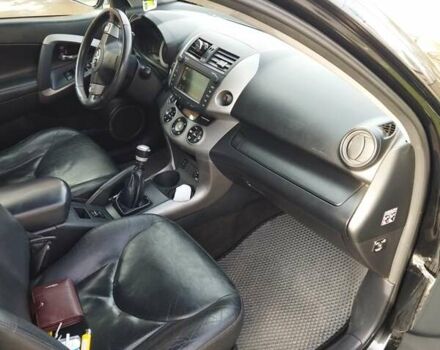 Черный Тойота РАВ 4, объемом двигателя 2.2 л и пробегом 240 тыс. км за 7800 $, фото 11 на Automoto.ua