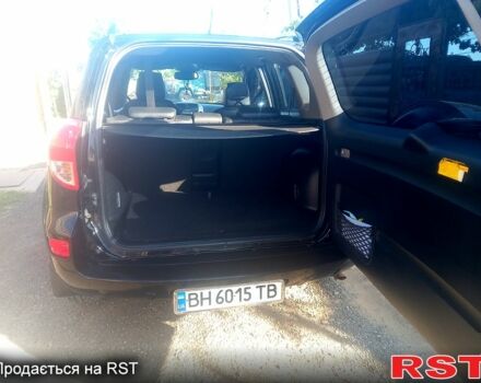 Чорний Тойота РАВ 4, об'ємом двигуна 2.4 л та пробігом 215 тис. км за 10800 $, фото 8 на Automoto.ua