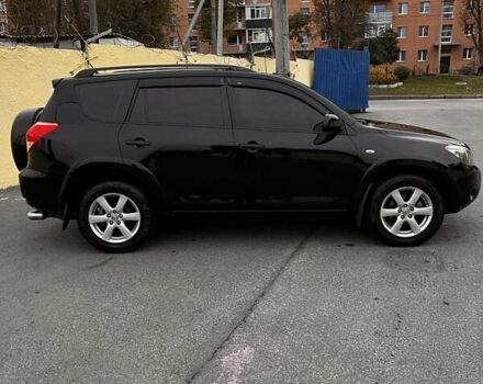 Черный Тойота РАВ 4, объемом двигателя 2.4 л и пробегом 268 тыс. км за 10500 $, фото 2 на Automoto.ua