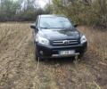 Чорний Тойота РАВ 4, об'ємом двигуна 0 л та пробігом 260 тис. км за 6068 $, фото 1 на Automoto.ua