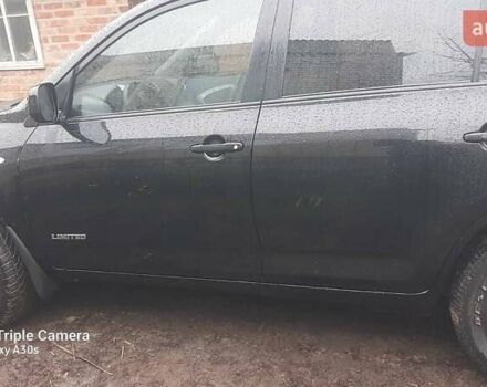 Черный Тойота РАВ 4, объемом двигателя 2.4 л и пробегом 317 тыс. км за 9500 $, фото 6 на Automoto.ua