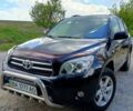 Черный Тойота РАВ 4, объемом двигателя 2 л и пробегом 330 тыс. км за 10500 $, фото 1 на Automoto.ua