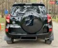 Чорний Тойота РАВ 4, об'ємом двигуна 2 л та пробігом 176 тис. км за 10750 $, фото 5 на Automoto.ua
