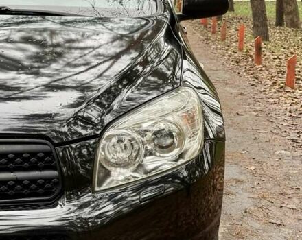Чорний Тойота РАВ 4, об'ємом двигуна 2 л та пробігом 177 тис. км за 10999 $, фото 10 на Automoto.ua