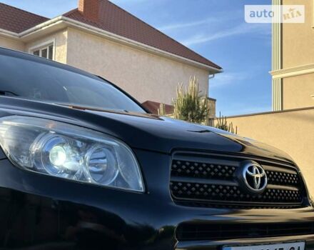 Черный Тойота РАВ 4, объемом двигателя 2.4 л и пробегом 185 тыс. км за 10800 $, фото 7 на Automoto.ua