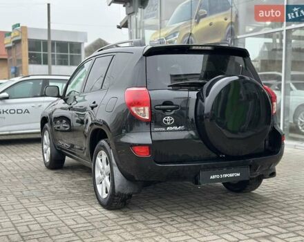 Черный Тойота РАВ 4, объемом двигателя 2 л и пробегом 253 тыс. км за 9500 $, фото 3 на Automoto.ua